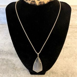 Kendra Scott necklace